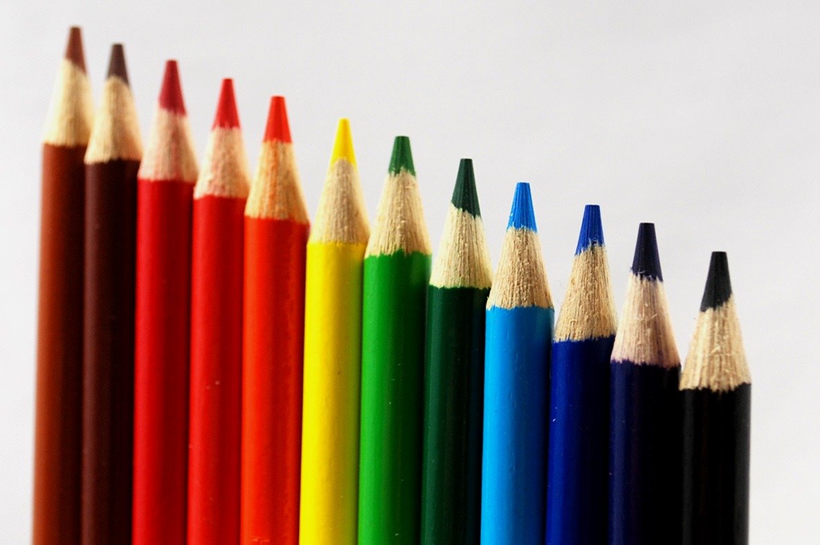 colored pencils0733