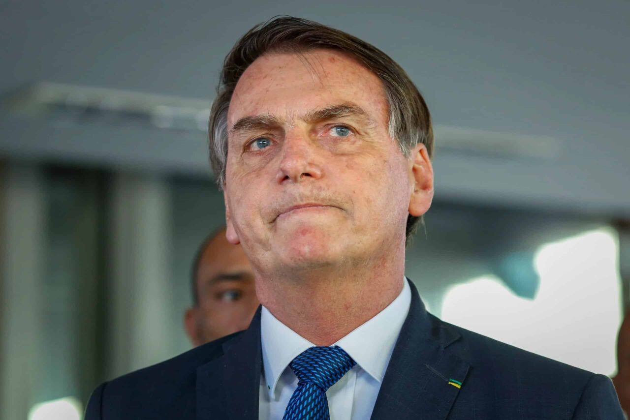Indulto assinado por Bolsonaro pode beneficiar milhares de pessoas  condenadas; entenda