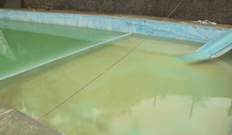 Domingo trágico: mãe e dois filhos morrem eletrocutados em piscina no Paraná