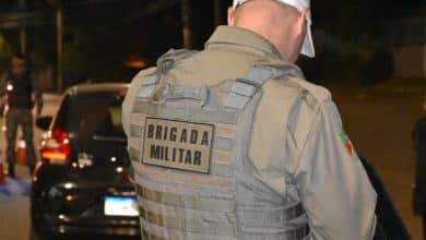 Operação policial apreende trio adolescente e vasta quantidade de drogas em Fazenda da Barra III